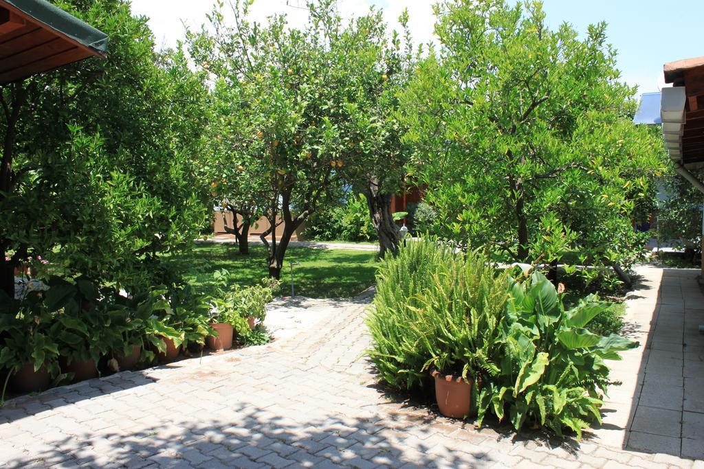 Yildiz Pension Bungalows Чирали Экстерьер фото